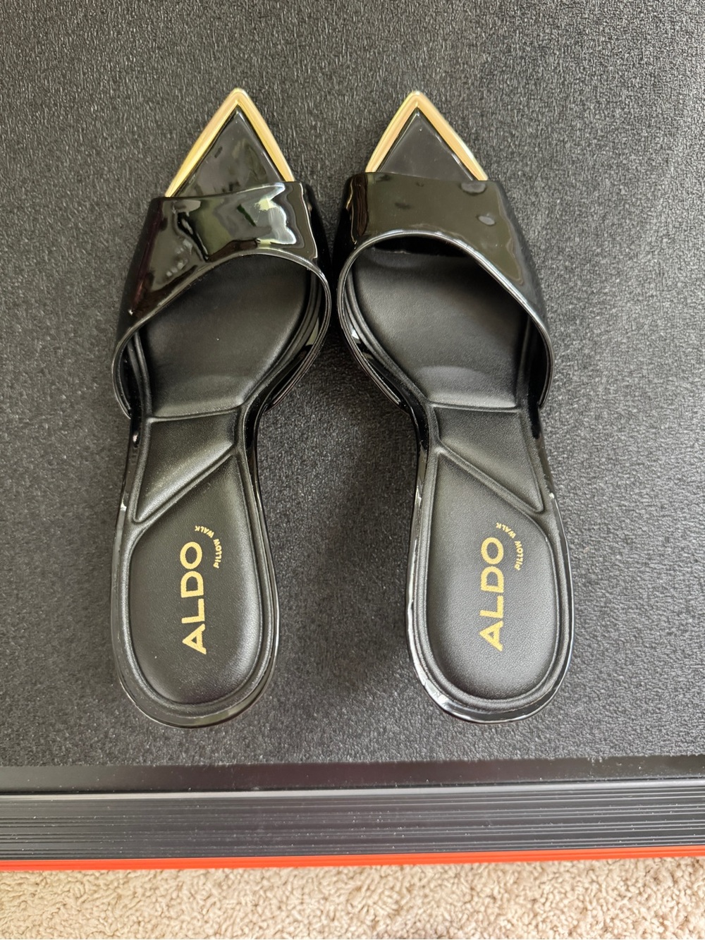 Aldo Black Patent Pointed Toe Stiletto Heels - Picture 3 of 4